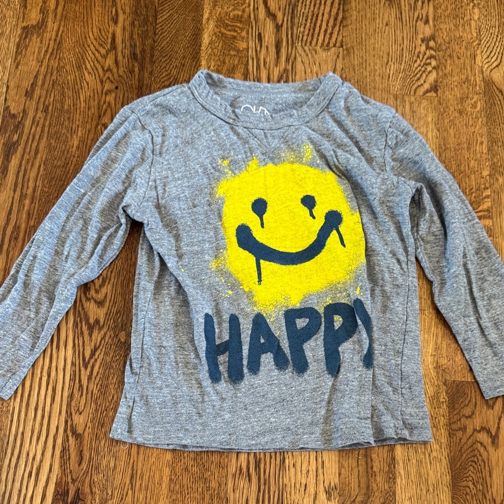 Chaser Gray Smiley Face Kids Shirt Size 7